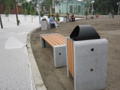 В Парке имени 1 мая в Ленинском районе Красноярска была установлена новая городская мебель