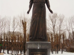 В городе Назарово Красноярского края состоялось открытие памятника народной артистке СССР Марине Ладыниной
