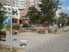 Установкой уличной мебели завершилось  благоустройство Жулебинского бульвара г. Москвы 