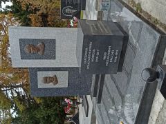 Закончено строительство мемориала Е.К. Иофель на кладбище Бадалык Красноярска.