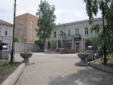 Установка вазонов на проспекте Мира в Красноярске