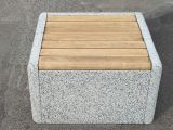 Скамья квадратный пуф на декоративном композитном камне